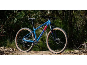 MARIN Bobcat Trail 27.5 3 Gloss Bright Blue/Dark Blue/Yellow/Magenta 2