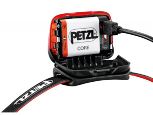 Čelovka PETZL Actik Core Red